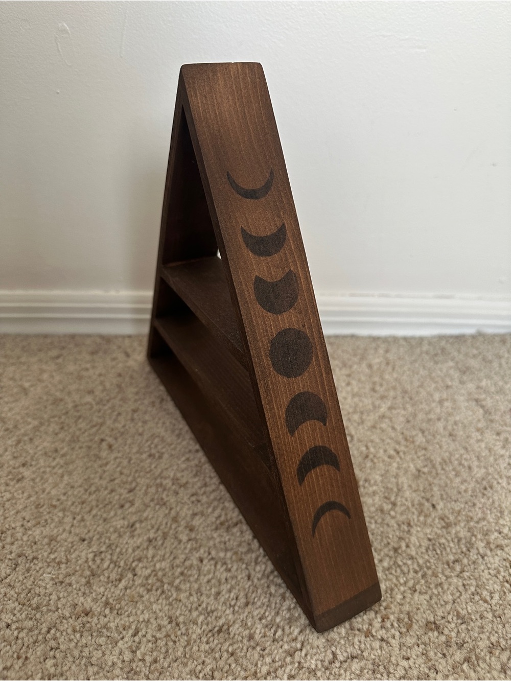 Shelf - Picture 4 of 5